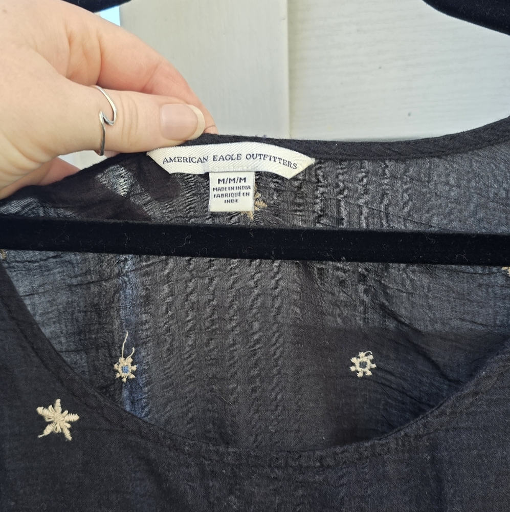 American Eagle Top - Picture 2 of 8